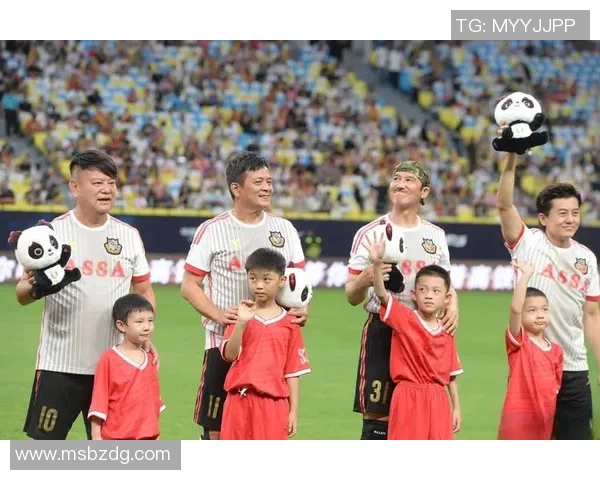 足球明星如何在比赛中展现实力与风采的背后故事与训练秘诀